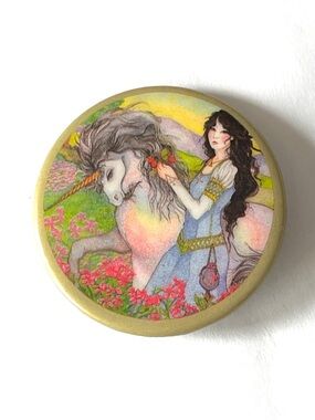 Vintage 1981 Renaissance Unicorn Long Haired Maiden Russ Berrie Pinback Button